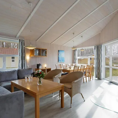 Schmugglerstieg 5 - Dorf 6 Holiday home Priwall