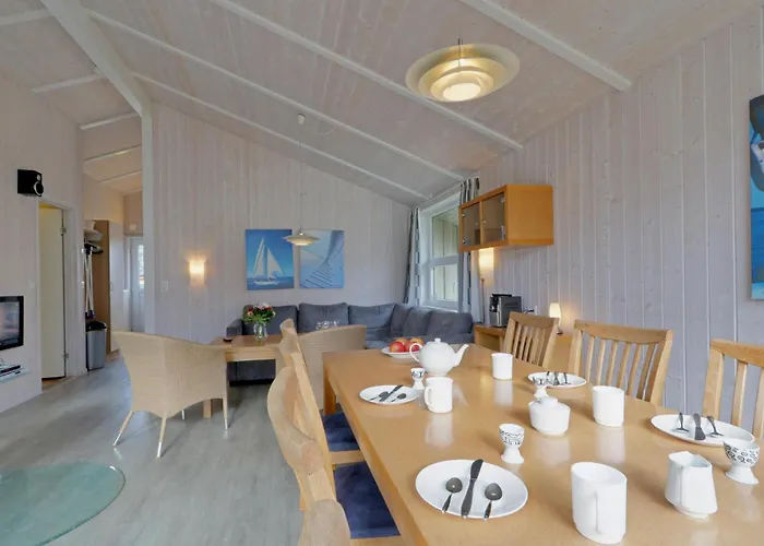 Schmugglerstieg 5 - Dorf 6 Priwall